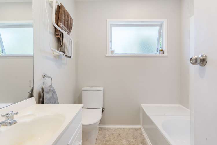 3/189 Landscape Road Mount Eden_14