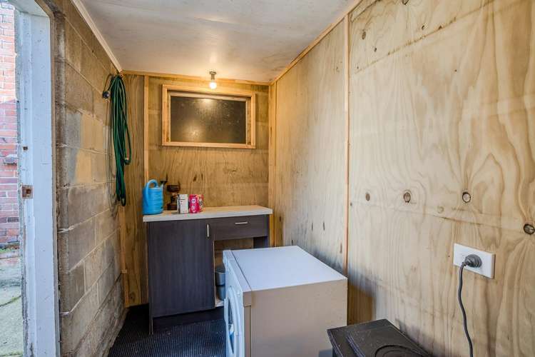 23 Hope Street Dunedin Central_31