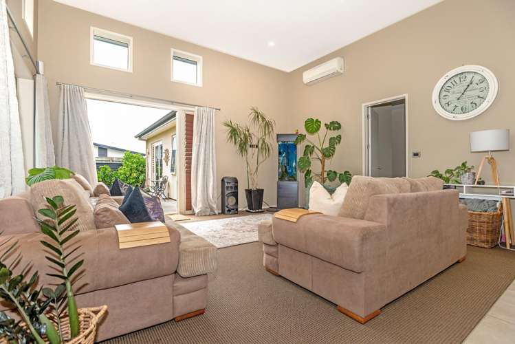 11 Charteris Rise Riverdale_8