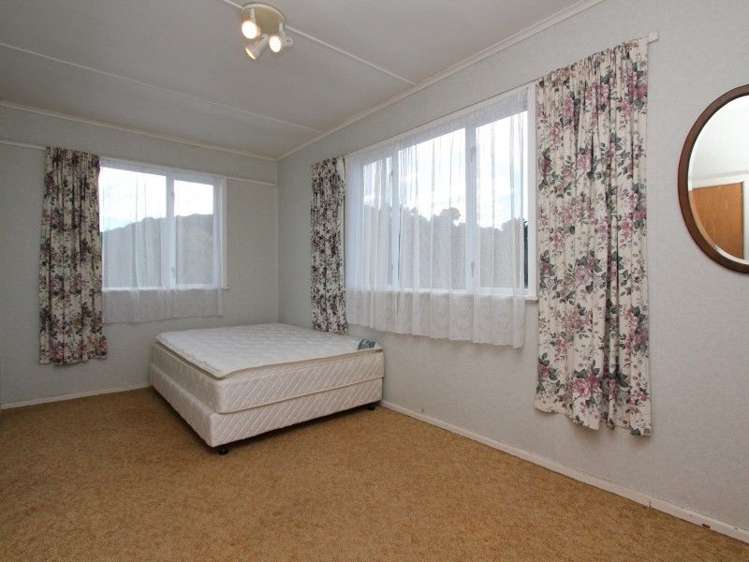 20 Petane Road Bay View_10