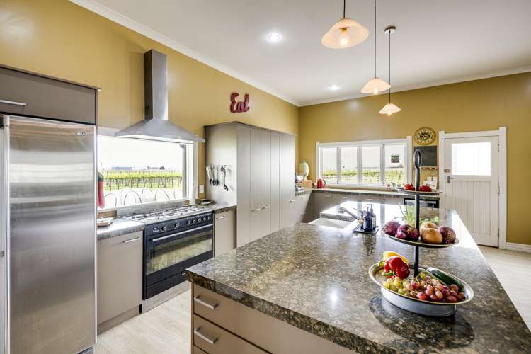 2831 State Highway 50, Roys Hill_5