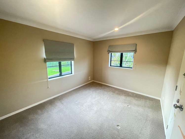 124 John Brooke Crescent East Tamaki Heights_16