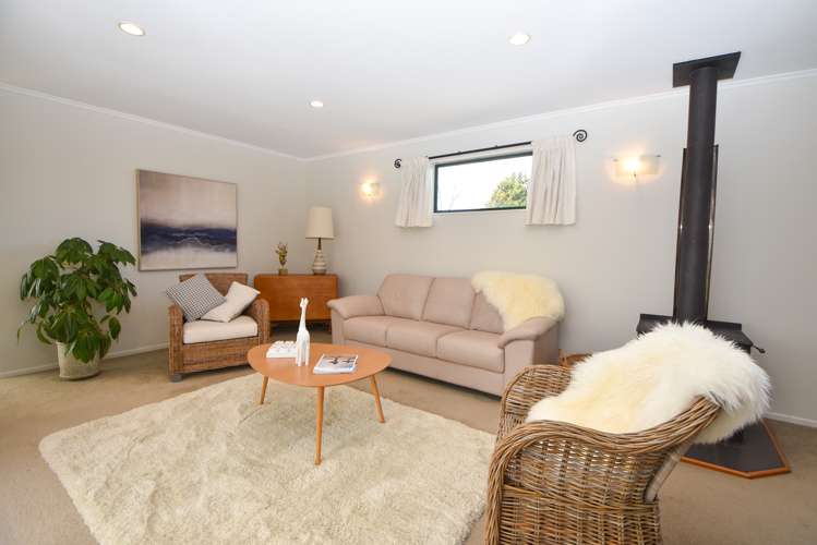 19 Charles Street Carterton_7