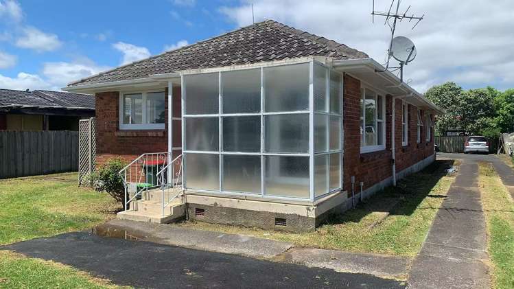 1/75 Pakuranga Road_0