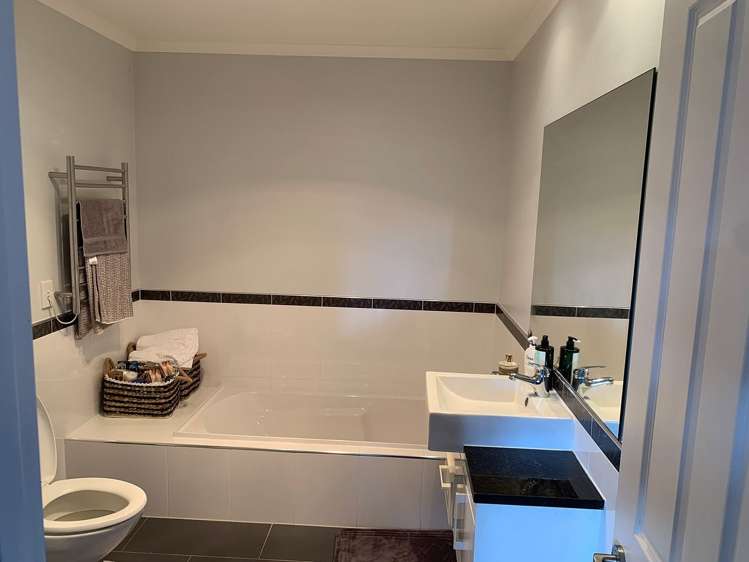 2 Bushpark Place Flat Bush_10