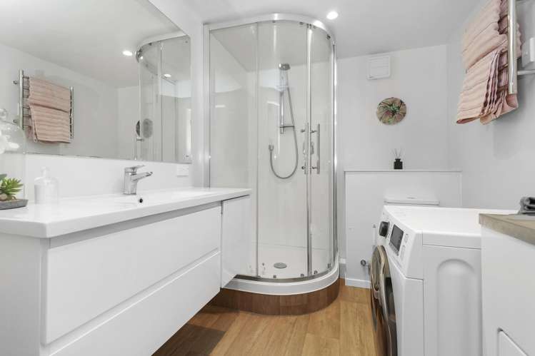 2/9 Tawa Street Tawa_11