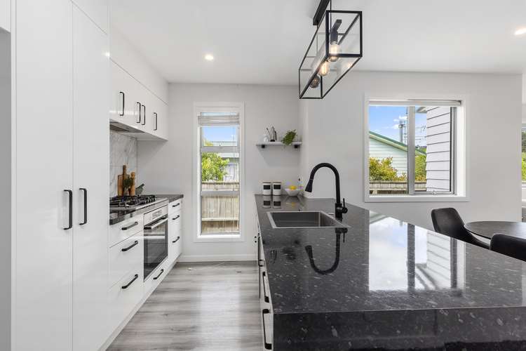 23e Hinau Street Tawa_6