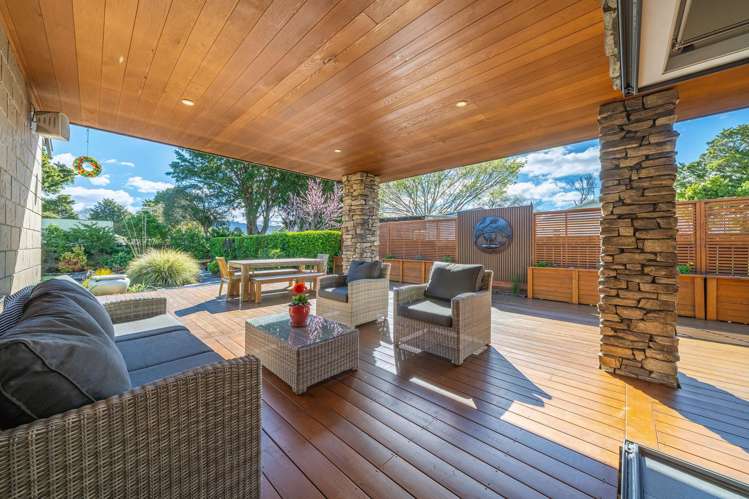 8 Benzie Avenue Wallaceville_15