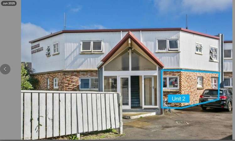 2/184 Powderham Street_0