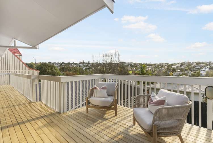 4a Helicon Place Totara Vale_13