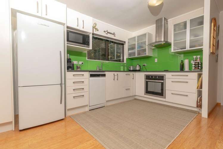 16A Anne McLean Drive 10878_2