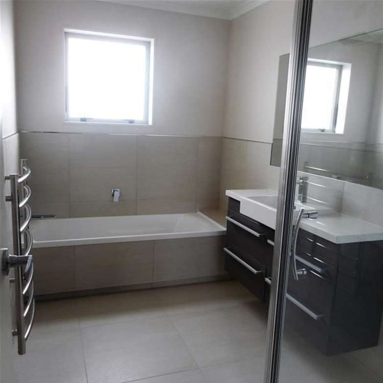 4 Costa Viva Crescent Karaka_11