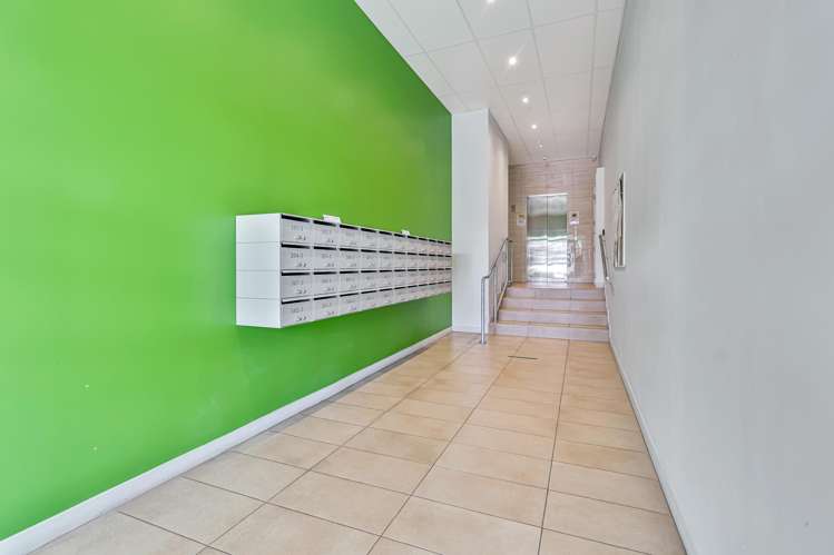 407/3 Rose Garden Lane Albany_16