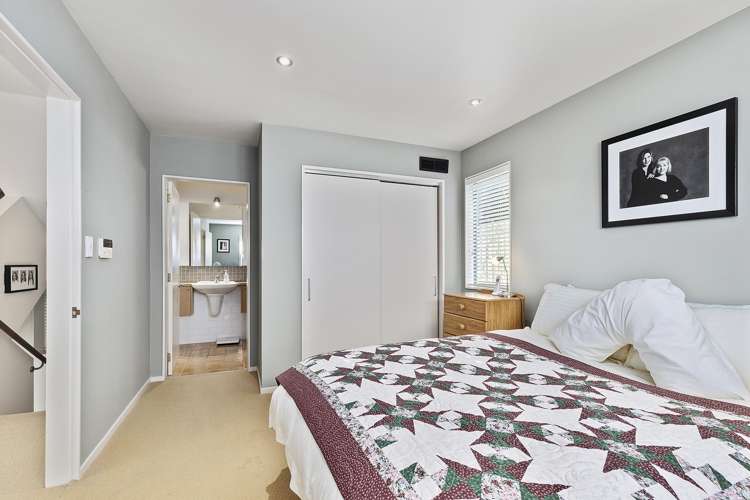 10a Fettes Crescent Seatoun_7
