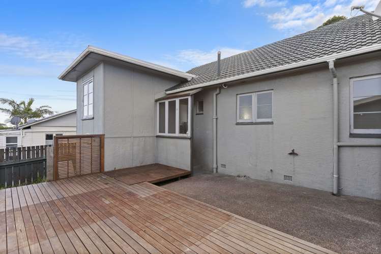 23 Forest Hill Road Henderson_23