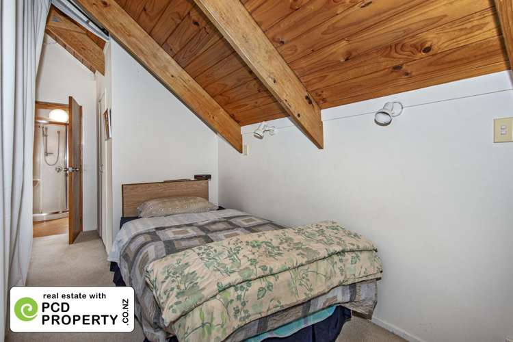 20 Memorial Drive Parahaki_9