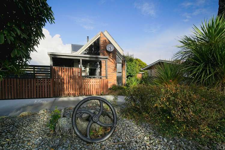 63 Cowper Street Greymouth_19