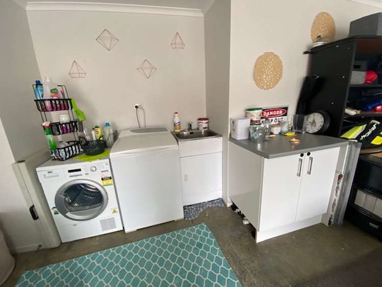 8a Ropata Avenue Point England_15