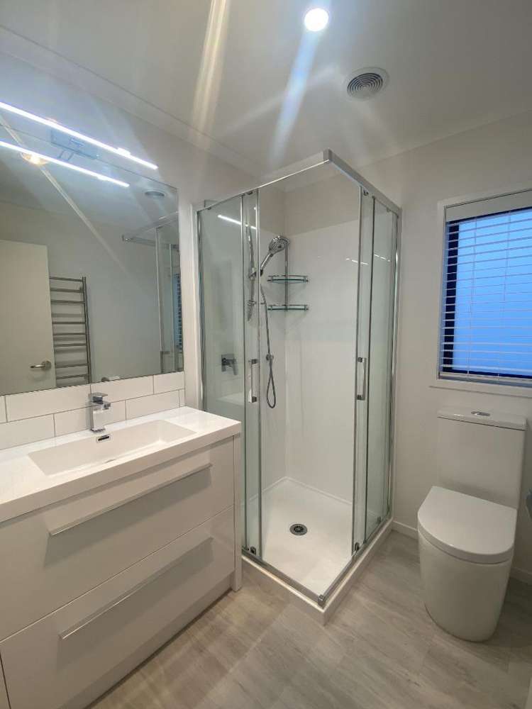 7 Forest Glen Orewa_9