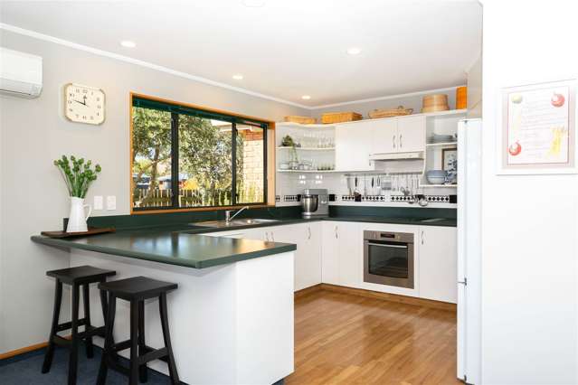 20 Karina Crescent Redwoodtown_3