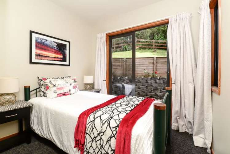 22 Friesian Place Grandview Heights_16