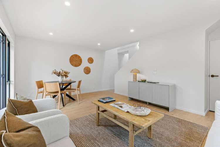 2/8 Mayfair Street Riccarton_15