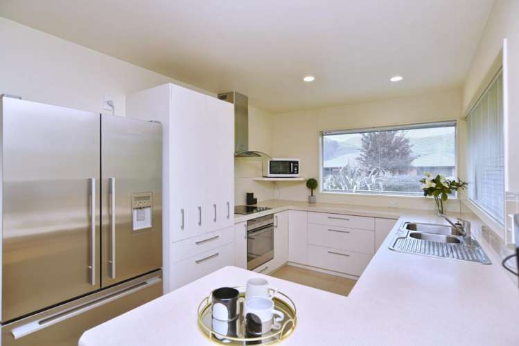 66 Mauger Drive Heathcote Valley_2