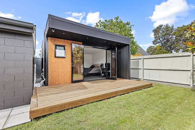 6 Cotswold Avenue Bishopdale_16