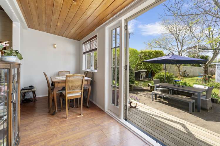 96 Astley Avenue New Lynn_11