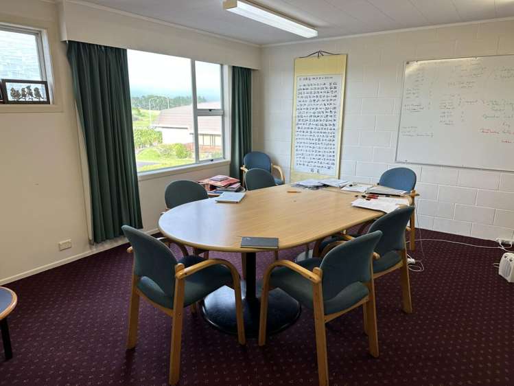 4 Henwood Road Bell Block_13