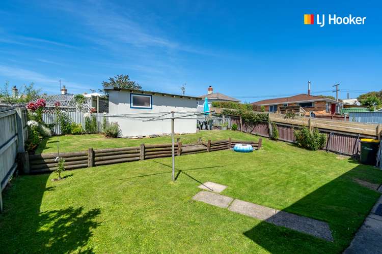 11 Crest Street Tainui_18