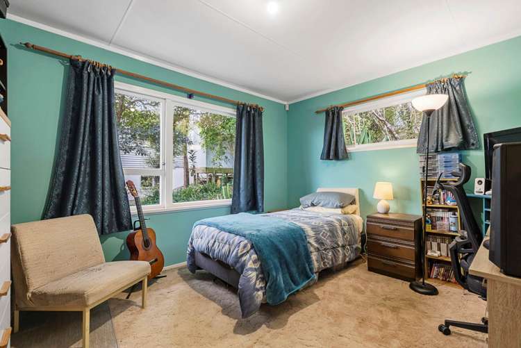 166 Glengarry Road Glen Eden_13