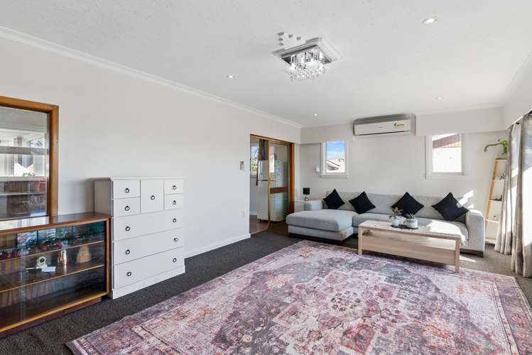 2/107 Halswell Road_1