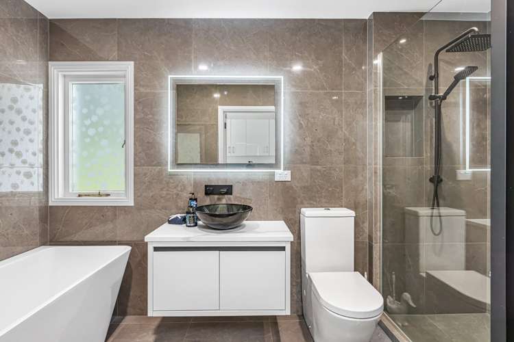 1174 Kahikatea Flat Road Waitoki_16