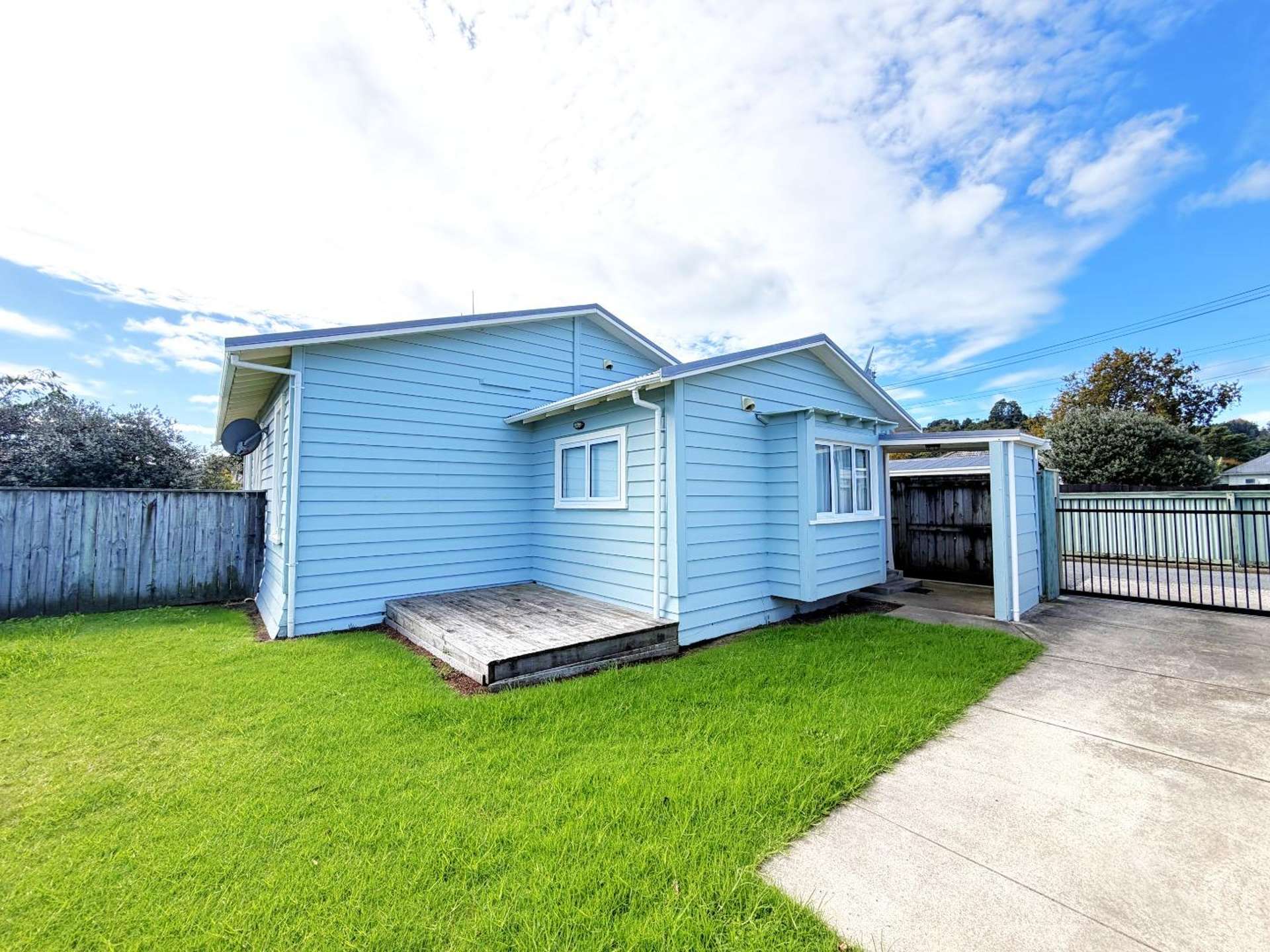 2/51A Goulstone Road 11597_0