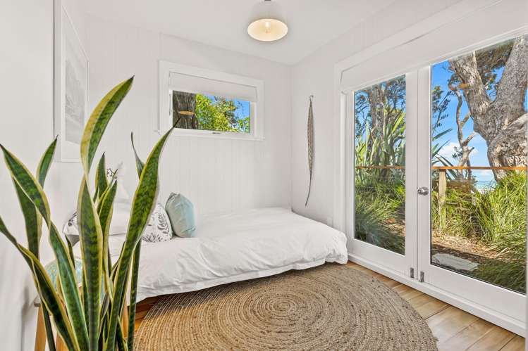 39 Oaia Road Muriwai_40