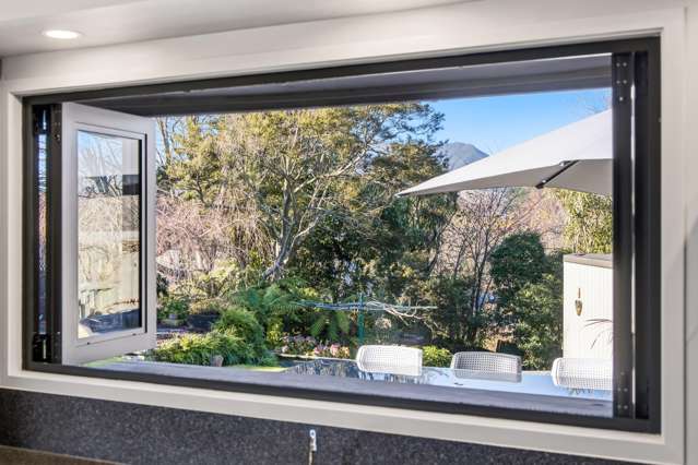 11 Armstrong Grove Hilltop_2
