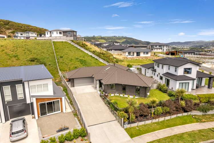 117 Queen Charlotte Drive_1