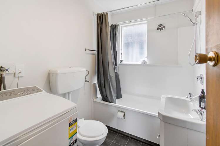 2/1a Wai-Iti Road Maori Hill_11