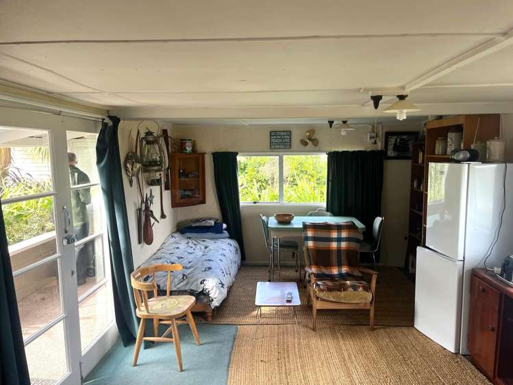 Hut 8/449 Fisheries Road Glenavy_2