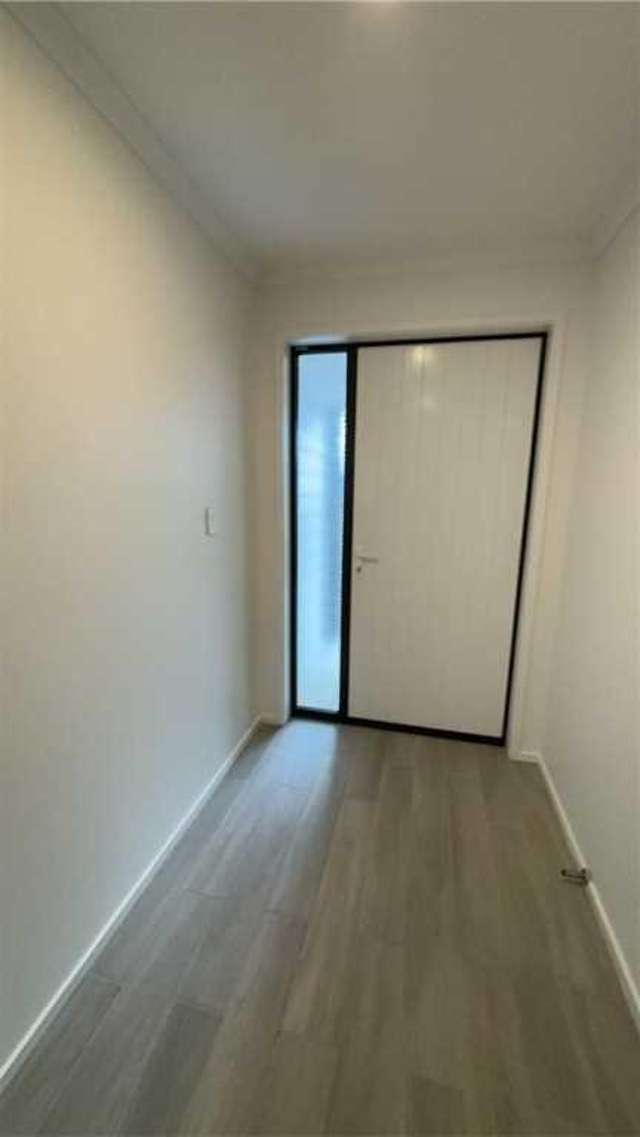 12 Kahukaka Road 2010_1