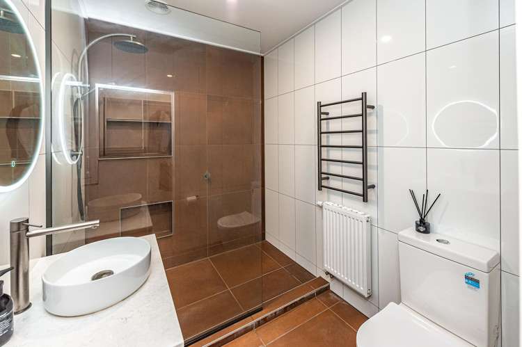 12a Montgomery Road Otamatea_13