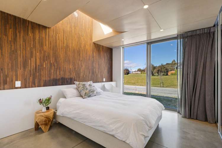 6 Pounamu Avenue Albert Town_13