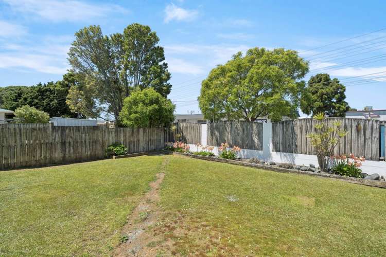 148 Hepburn Road Glendene_20