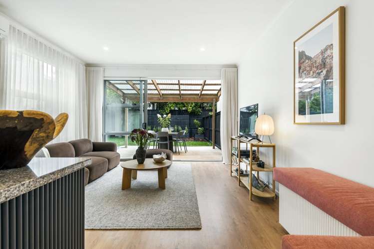 6 Lester Street Hobsonville_14