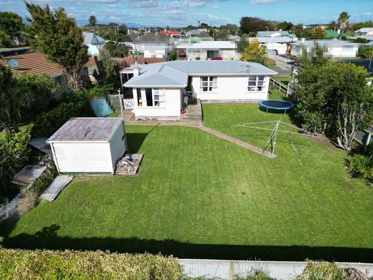 3 Mark Perreau Place Foxton_16