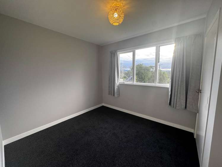 27 Highland Avenue Titirangi_8