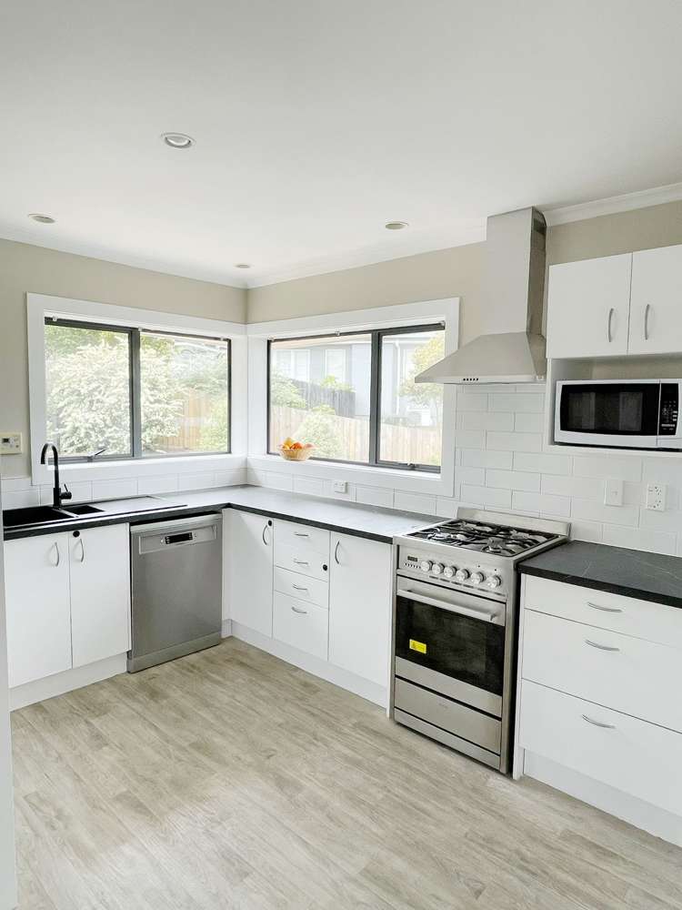 50 Lake Terrace Road Burwood_10