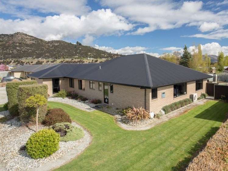 42 Dale Street Albert Town_1