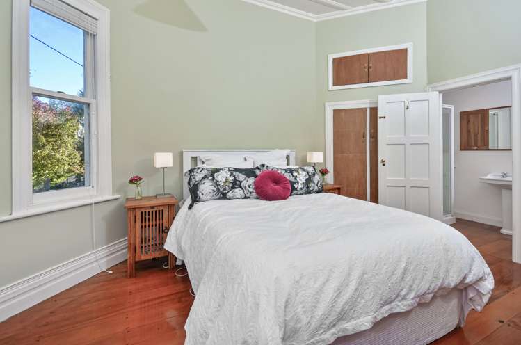 34 Ewen Alison Avenue Devonport_10